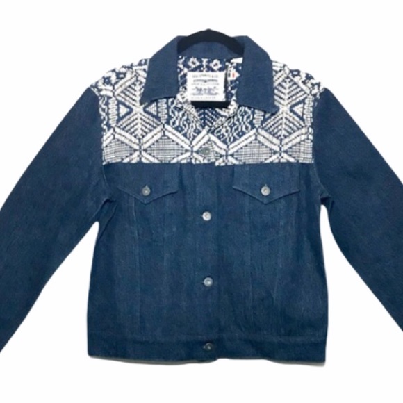 Levi's Jackets & Blazers - Levi’s French Hand Loomed Fringe Trucker Jacket
